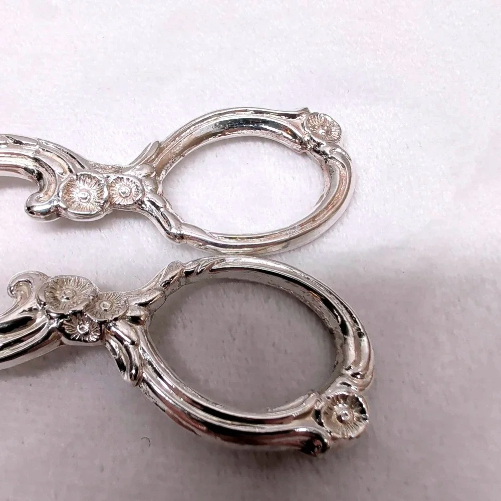 Vintage Italian Silver Plated Scissor Serving Tongs Floral Ornate MCM 8 inch